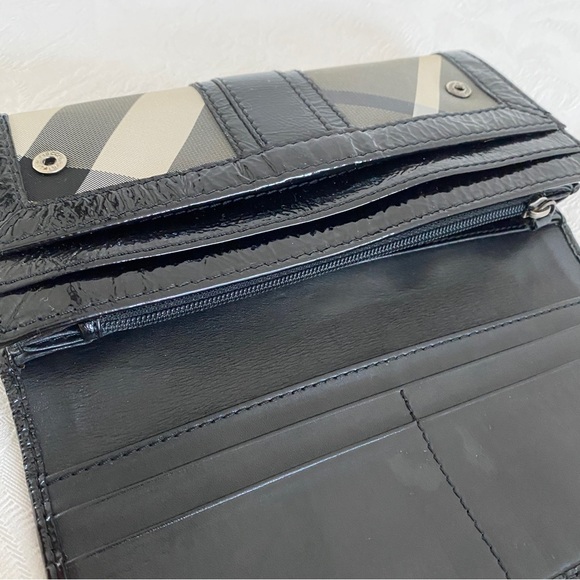 Burberry check wallet - Picture 10 of 13